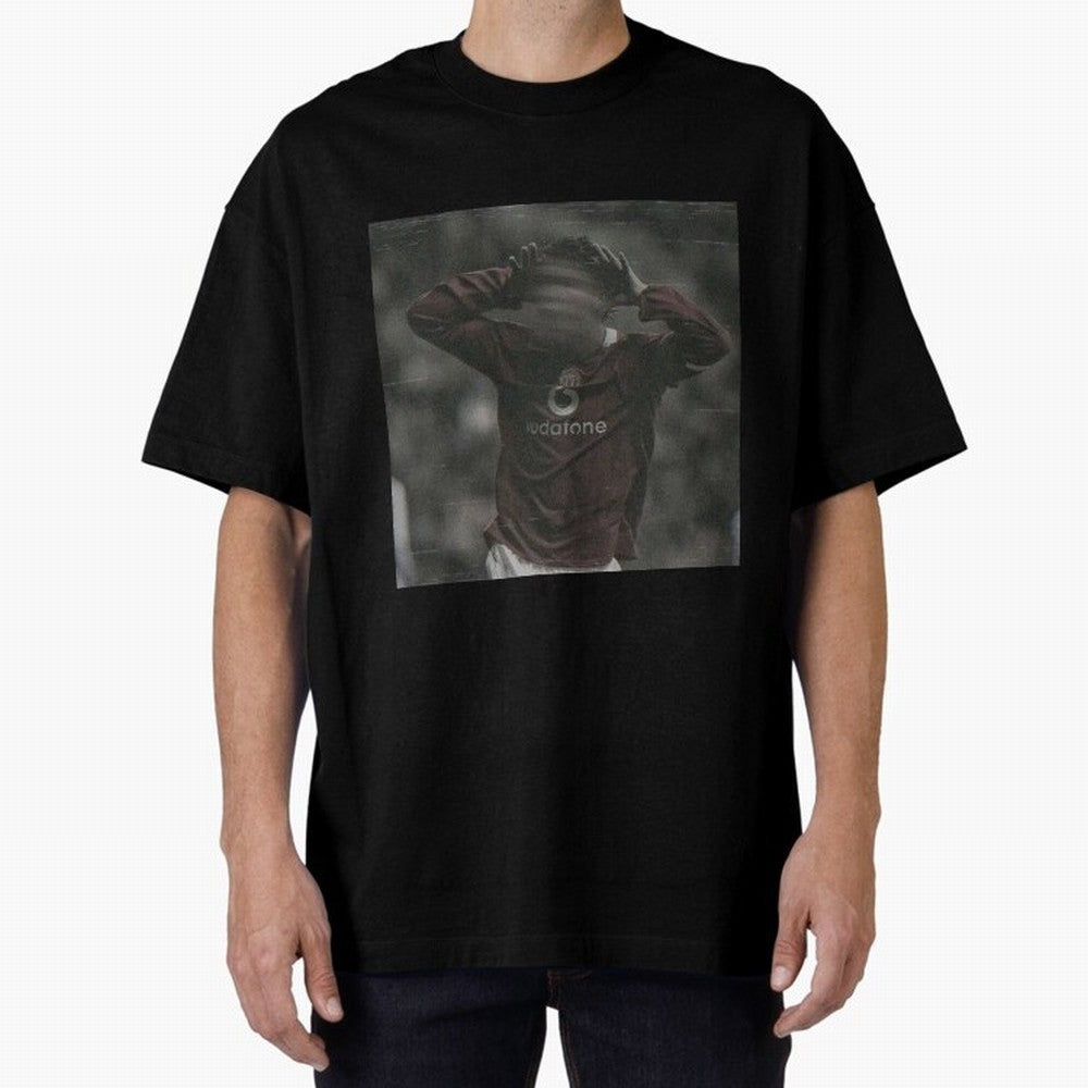 Cristiano Ronaldo! Oversized T-Shirt Spotlight Global Football Passion for FIFA World Cup 2026 USA Canada Mexico, Connected to Mbappe, England and Germany, Tournament Hype, Historic Matchups, Family Viewing Parties and Global Sports Pride; Ideal