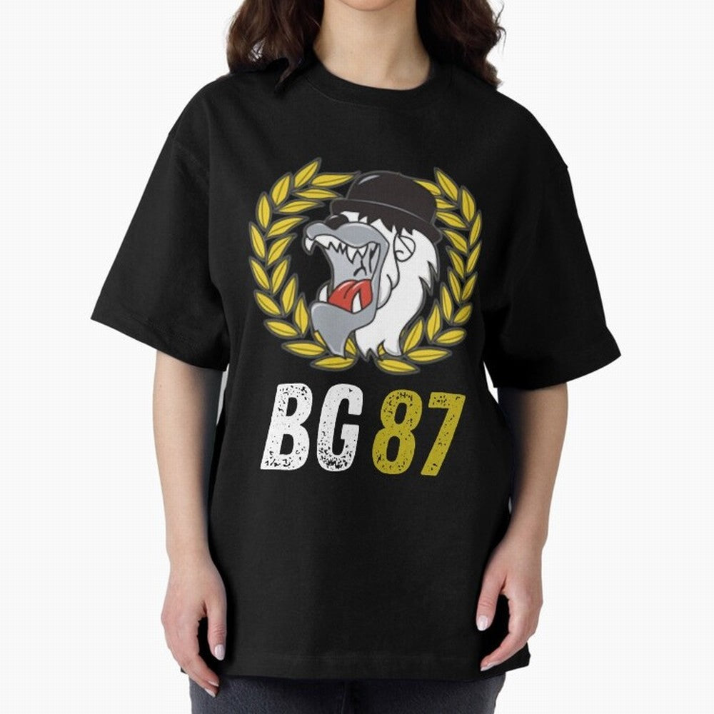 mala suerte 87 (hinchas del lyon) Camiseta esencial Oversized T-Shirt Celebrate National Team Dreams in Match Day Hype around FIFA World Cup 2026 USA Canada Mexico, CR7, France and Portugal, Match Day Excitement, Supporter Culture, Golden Goals and