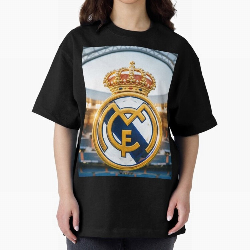 Realeza Madridista Oversized T-Shirt Celebrate Unforgettable Nights in FIFA World Cup 2026 for Fans of CR7 and Messi and Portugal, Spain and Germany, Bringing Worldwide Fan Energy, Dramatic Goals, Stadium Lights and Championship Celebrations; Built