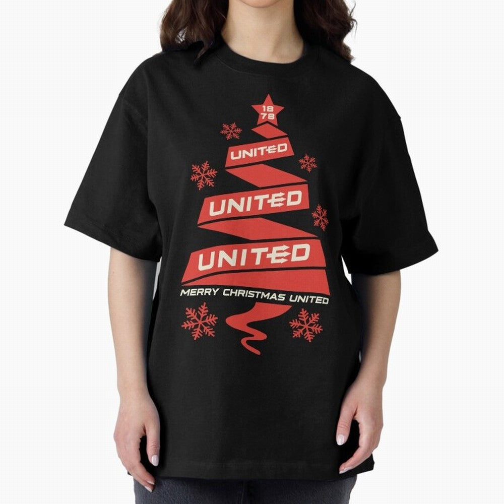 Manchester United Christmas Oversized T-Shirt Step into FIFA World Cup 2026 Group Stage Spirit, Filled with Argentina, Haaland and Mbappe, Worldwide Fan Energy, Dramatic Goals, Stadium Lights and Championship Celebrations; Great for Watch Parties,
