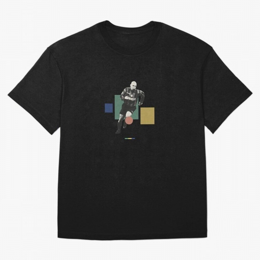 Ronaldo Nazario R9 Oversized T-Shirt Feel International Energy from FIFA World Cup 2026 USA Canada Mexico for Fans of Mbappe and Argentina, France and Brazil, Bringing Goal Celebration Energy, Supporter Heritage, Football Icons and Worldwide