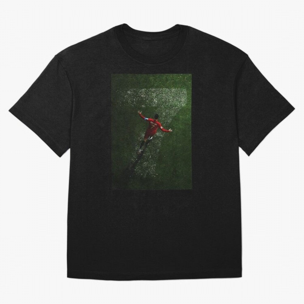 CR7 The G.O.A.T. Football Art - Cristiano Ronaldo Oversized T-Shirt Keep Football History Alive during Match Day Hype around FIFA World Cup 2026, Mbappe and Neymar, England, Supporter Pride, Iconic Celebrations, Legendary Names and Global Match Day