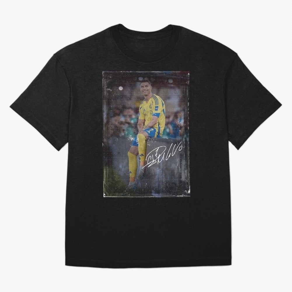 Cristiano Ronaldo Oversized T-Shirt Cheer for FIFA World Cup 2026 Spirit, Inspired by Portugal, Spain and Germany, Mbappe, Worldwide Fan Energy, Dramatic Goals, Stadium Lights and Championship Celebrations; Ideal for Fans Who Follow Messi,