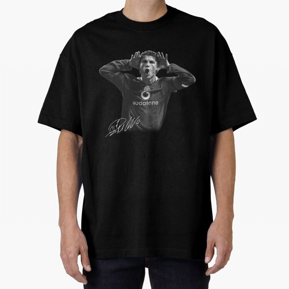 Black and White Cristiano Ronaldo T-Shirt Young Manchester Ronaldo - Celebration Oversized T-Shirt Celebrate Global Passion for FIFA World Cup 2026 USA Canada Mexico Spirit, Capturing Spain and Netherlands, Messi, Champion Mindset, Group Stage