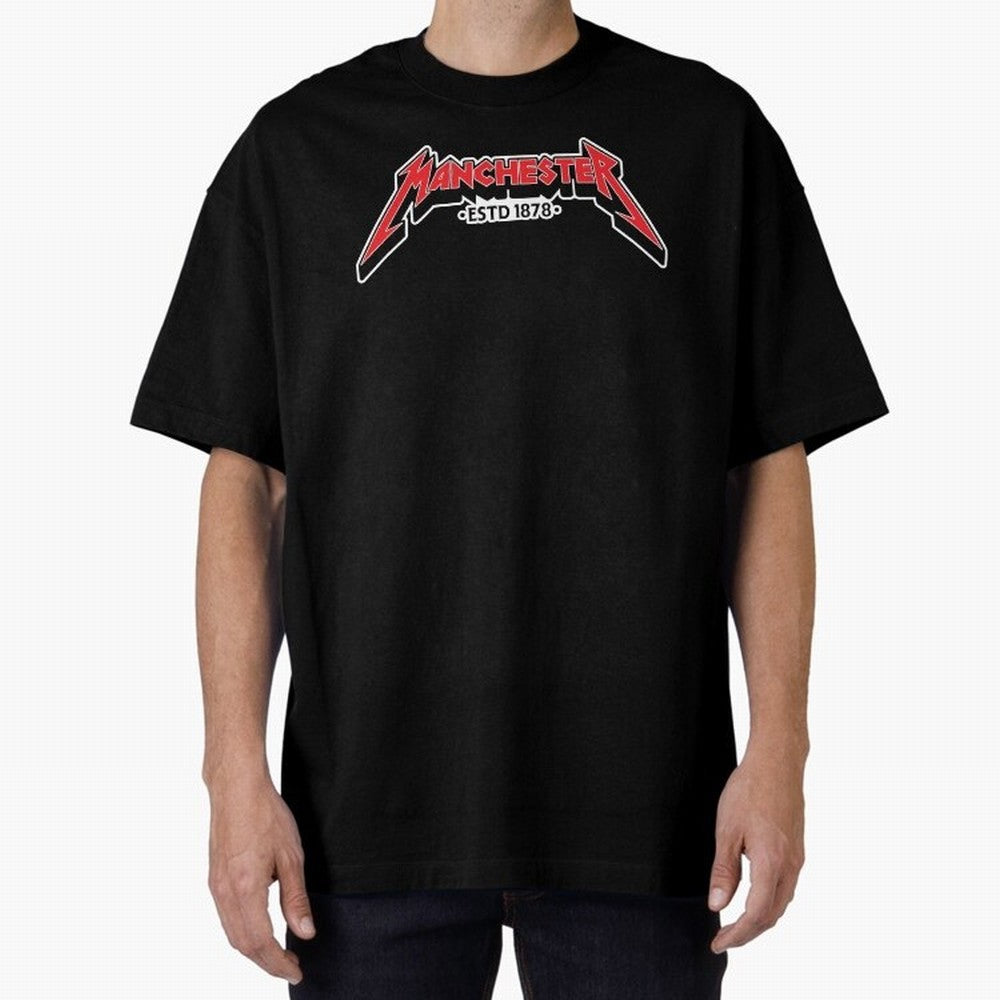 Manchester United Metal Font Oversized T-Shirt Keep the Legacy of FIFA World Cup 2026 Group Stage Spirit, Driven by Netherlands, CR7 and Messi, Championship Spirit, Famous Goals, Roaring Crowds and International Football Unity; Perfect for People