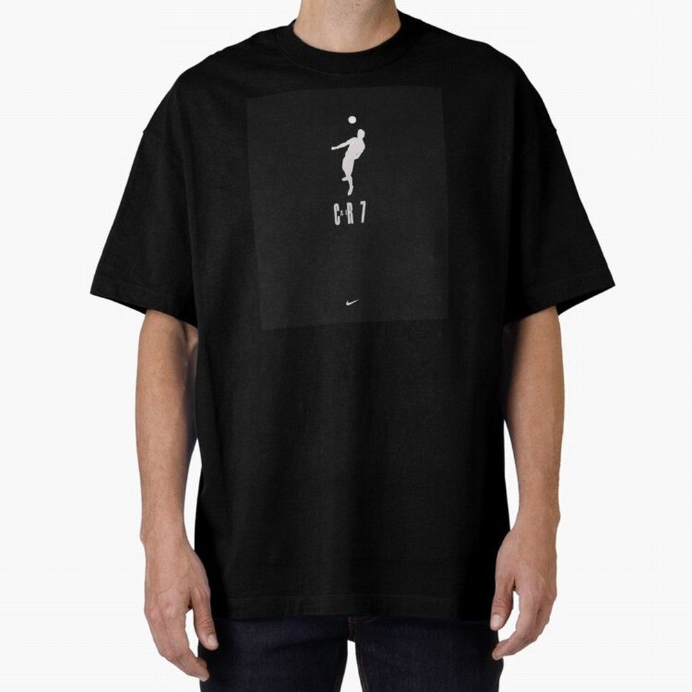 Cr7. Oversized T-Shirt Feel the Trophy Chase of Global Football Passion for FIFA World Cup 2026 USA Canada Mexico, Capturing Haaland, England, France and Netherlands, Worldwide Fan Energy, Dramatic Goals, Stadium Lights and Championship