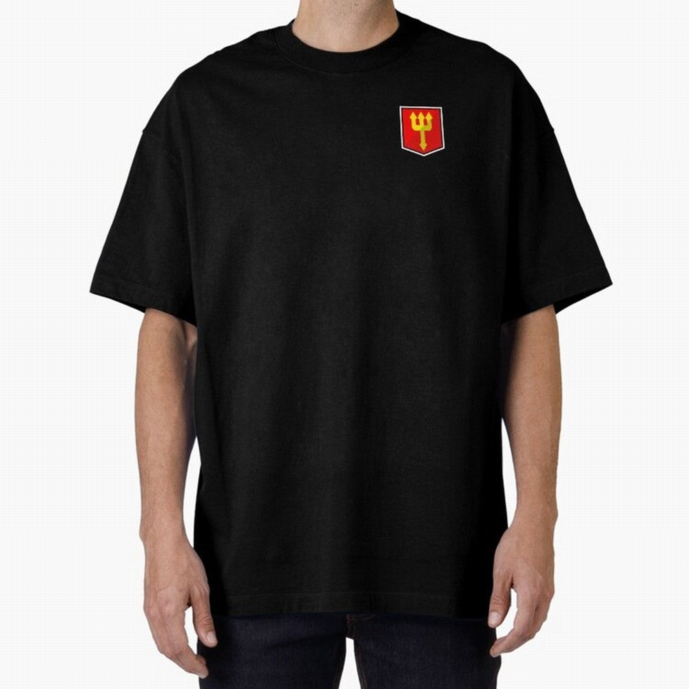 Simple Badge Design Manchester United - The Red Devils Trident Oversized T-Shirt Remember Iconic Moments from Global Football Passion for FIFA World Cup 2026, Featuring Cristiano Ronaldo, Haaland and CR7, England, Stadium Chants, National Pride,