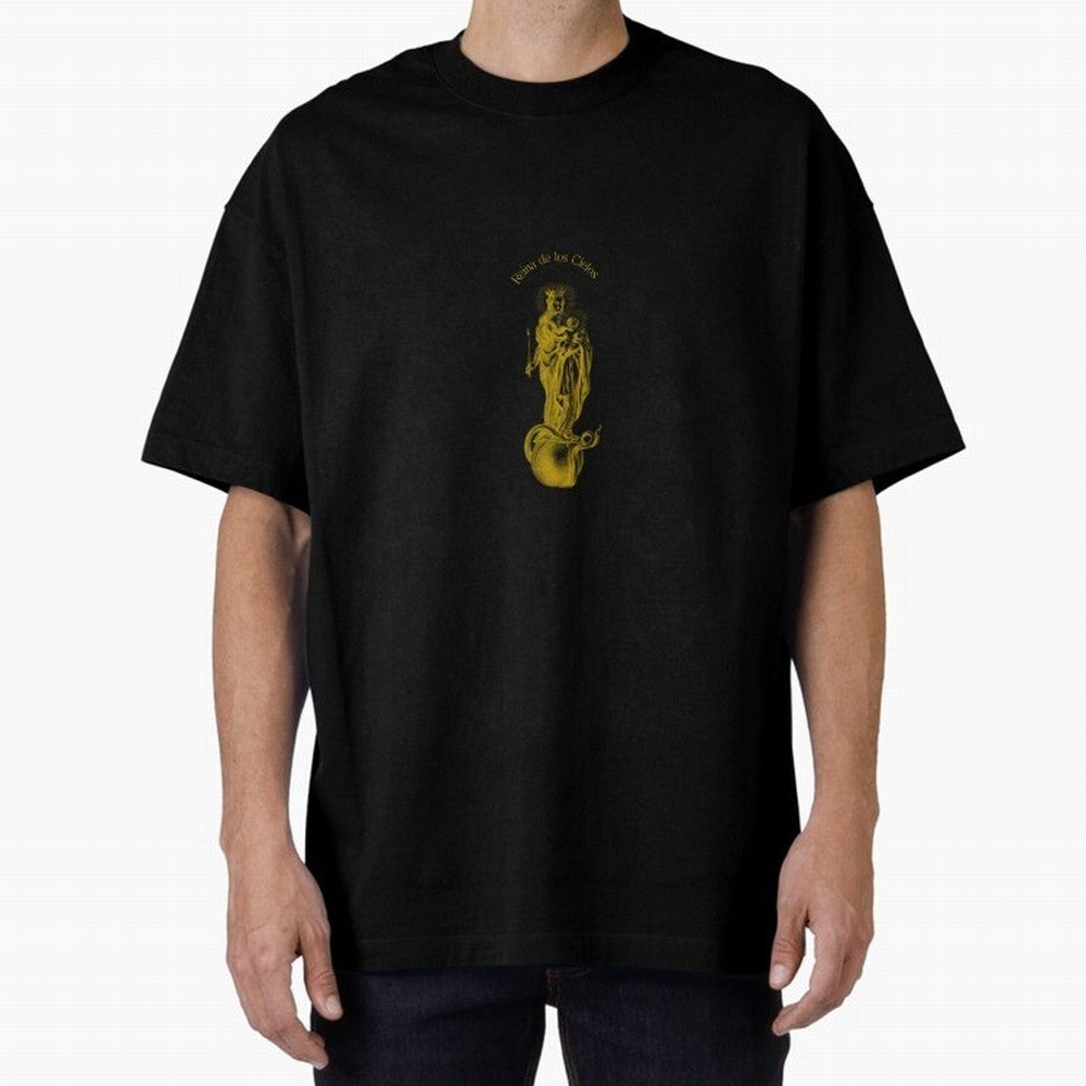 Reina de los Cielos Oversized T-Shirt Live the Energy of Global Football Passion for FIFA World Cup 2026 Group Stage, with Mbappe and Neymar, Argentina, Fan Favorite Moments, National Team Passion, Big Match Drama and Soccer History; Perfect for