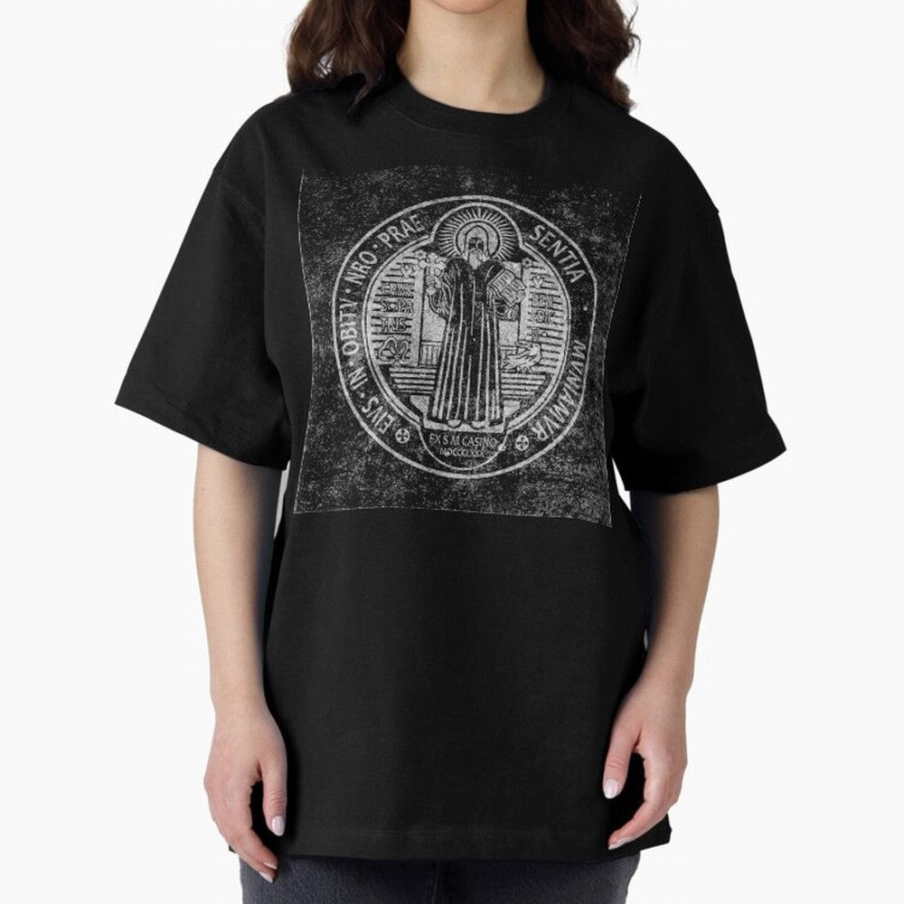 Medalla de San Benito Frontal Relieve Oversized T-Shirt Celebrate Soccer Greatness during FIFA World Cup 2026 USA Canada Mexico Spirit, Filled with Argentina, France and Brazil, Haaland, Match Day Excitement, Supporter Culture, Golden Goals and