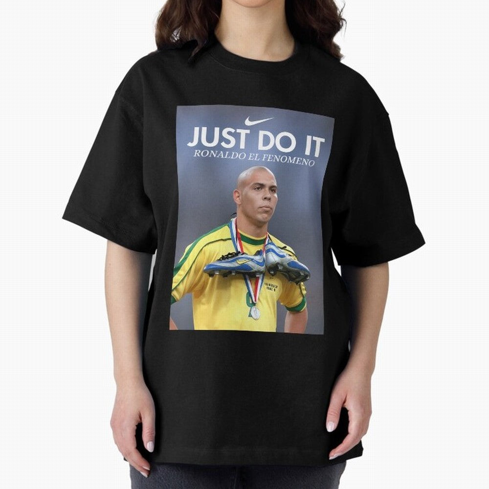 Ronaldo Fenomeno Ronaldo Nazario Vintage Sports Decor Living Room Decor For Walls Sports Bedroom Decor Game Room Decor R9 Oversized T-Shirt Elevate Global Football Passion for FIFA World Cup 2026 USA Canada Mexico, with Mbappe, France and Portugal,