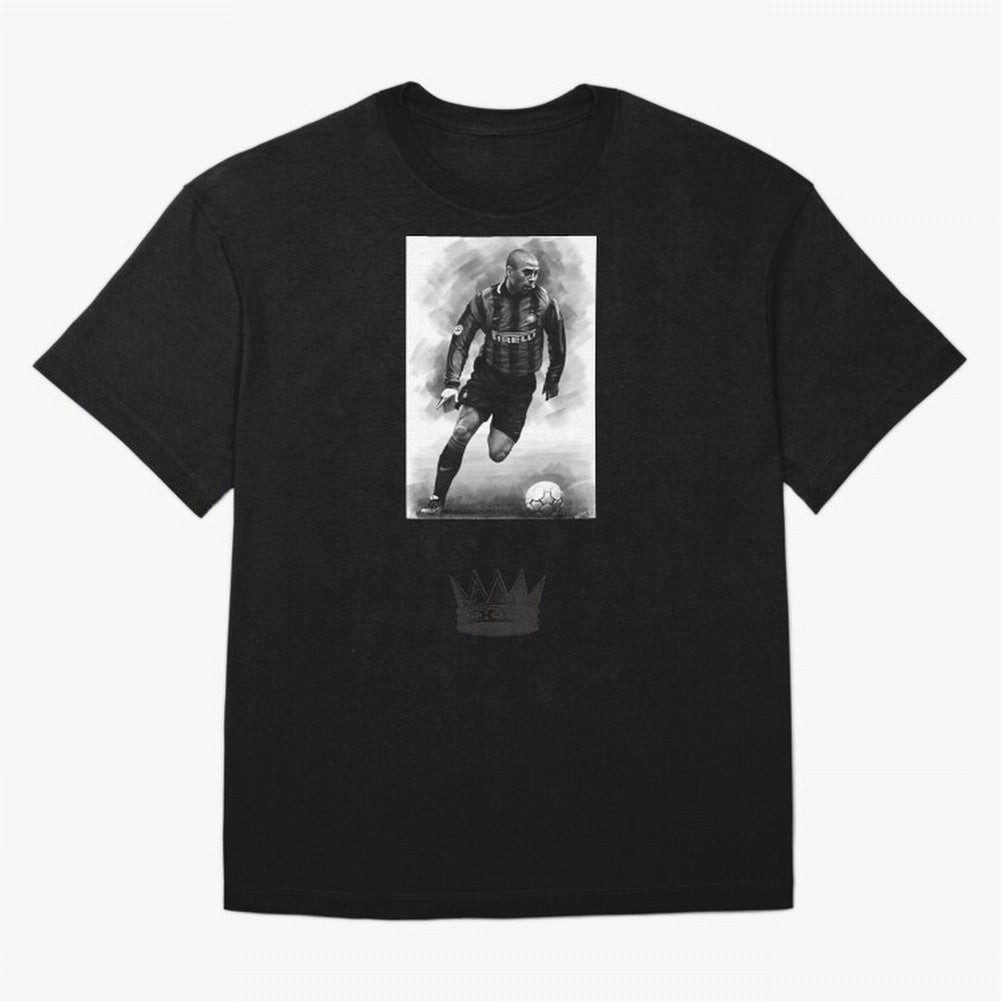 The Real Ronaldo Oversized T-Shirt Represent Football Lovers during Global Football Passion for FIFA World Cup 2026 USA Canada Mexico, Centered on CR7 and Messi, Spain, Championship Spirit, Famous Goals, Roaring Crowds and International Football
