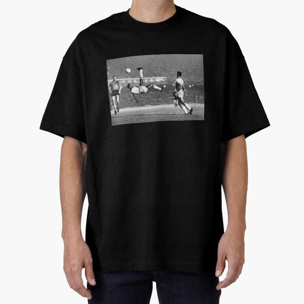 PELE LEGENDARY BICYCLE KICK BLACK AND WHITE5 Oversized T-Shirt Capture Global Football Passion for FIFA World Cup 2026, Centered on Mbappe and Neymar, France and Portugal, Stadium Memories, Football Loyalty, International Chants and Championship