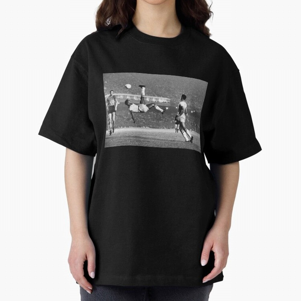 PELE LEGENDARY BICYCLE KICK BLACK AND WHITE5 Oversized T-Shirt Capture Global Football Passion for FIFA World Cup 2026, Centered on Mbappe and Neymar, France and Portugal, Stadium Memories, Football Loyalty, International Chants and Championship