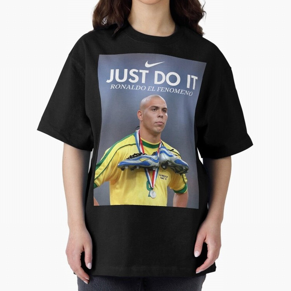 Ronaldo Fenomeno, Ronaldo Nazario Poster, Vintage Sports Decor, Living Room Decor For Walls, Sports Bedroom Decor, Game Room Decor, R9 Oversized T-Shirt Celebrate National Team Dreams in FIFA World Cup 2026 USA Canada Mexico Celebrating CR7 and