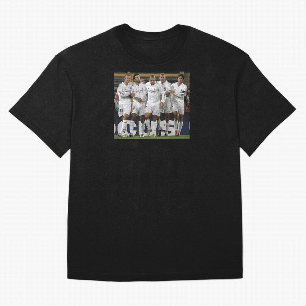 Ronaldo Luis Nazario de Lima Art Oversized T-Shirt Show Passion for the Stars of Global Football Passion for FIFA World Cup 2026, Connected to Messi, Brazil, Championship Spirit, Famous Goals, Roaring Crowds and International Football Unity; Built