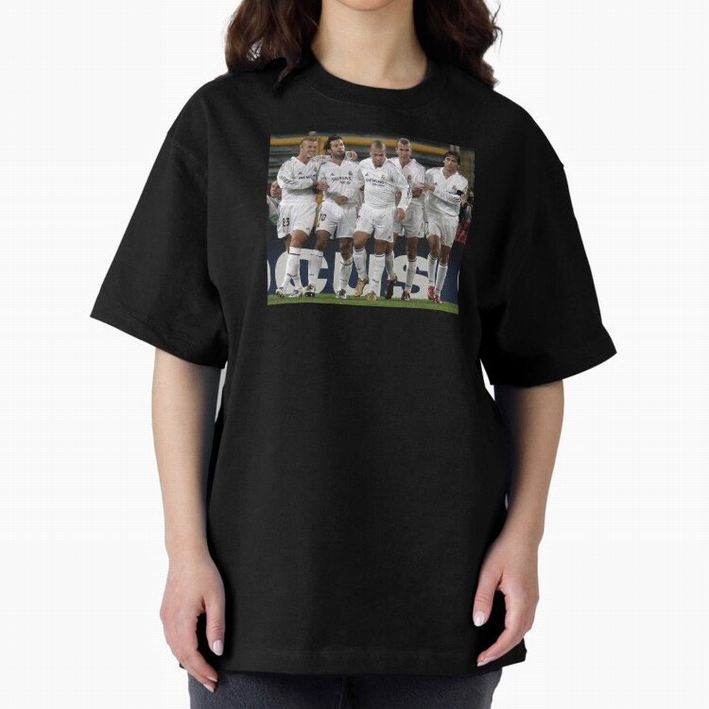 Ronaldo Luis Nazario de Lima Art Oversized T-Shirt Show Passion for the Stars of Global Football Passion for FIFA World Cup 2026, Connected to Messi, Brazil, Championship Spirit, Famous Goals, Roaring Crowds and International Football Unity; Built