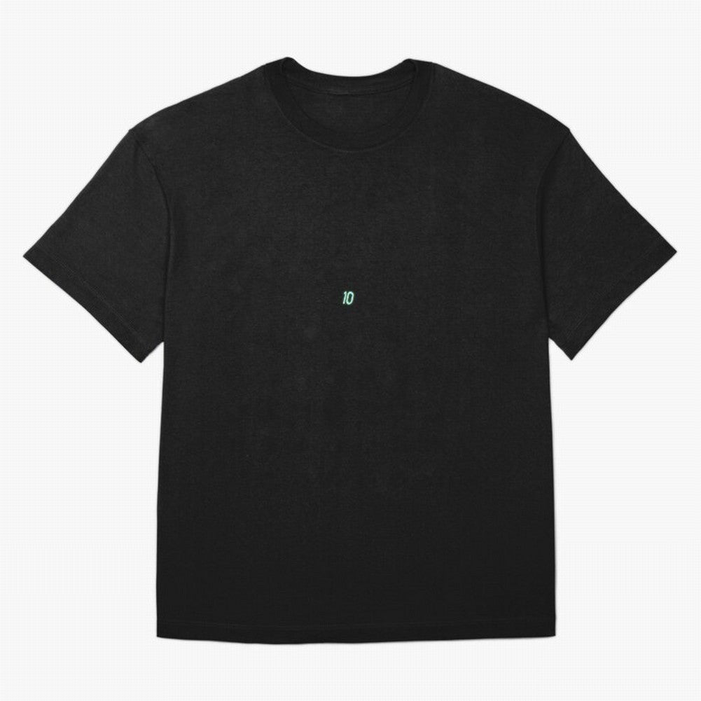 Lionel Messi Minimalist Design - ¥ê¥ª¥Í¥ë?¥á¥Ã¥· | Argentina Edition Classic T-Shirt Mark the FIFA World Cup 2026 USA Canada Mexico Journey through Mbappe and Neymar Highlights, Netherlands Pride, Vintage Soccer Flavor, Modern Football Stars,
