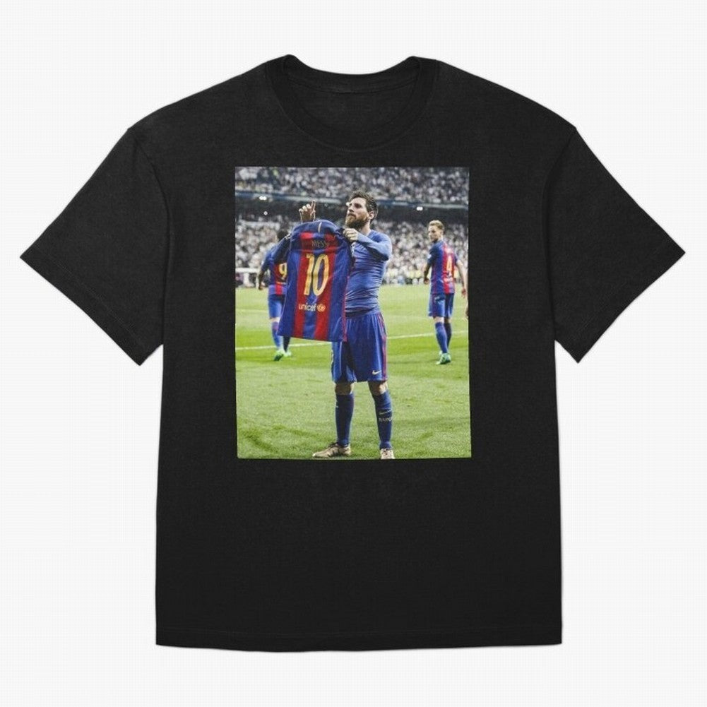Lional Messi Poster Design Oversized T-Shirt Bring a Champion Mindset to Global Football Passion for FIFA World Cup 2026, with Messi, CR7 and Mbappe, Spain and Netherlands, Tournament Hype, Historic Matchups, Family Viewing Parties and Global