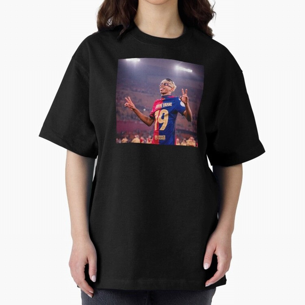 Lamine Yamal Oversized T-Shirt Capture Match Day Hype around FIFA World Cup 2026, Cristiano Ronaldo, Haaland and CR7, Argentina and Brazil, Retro Football Energy, Iconic Rivalries, Trophy Chase Drama and Stadium Atmosphere; Ideal for Football Dads,