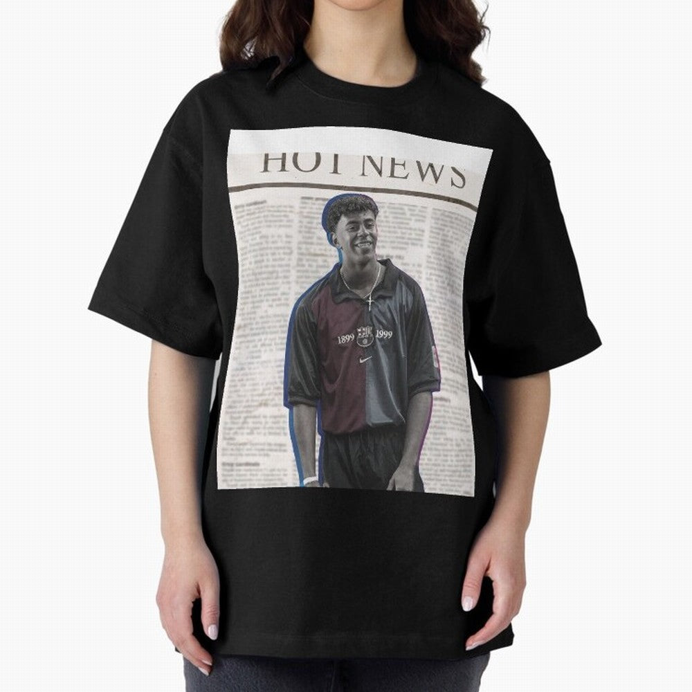 Lamine yamal vintage football player : Lamine yamal Iconic celebration with amazing design for unique portratif gift to football club barcelona friend Graphic T-Shirt Support Iconic Players in Match Day Hype around FIFA World Cup 2026 Group Stage,