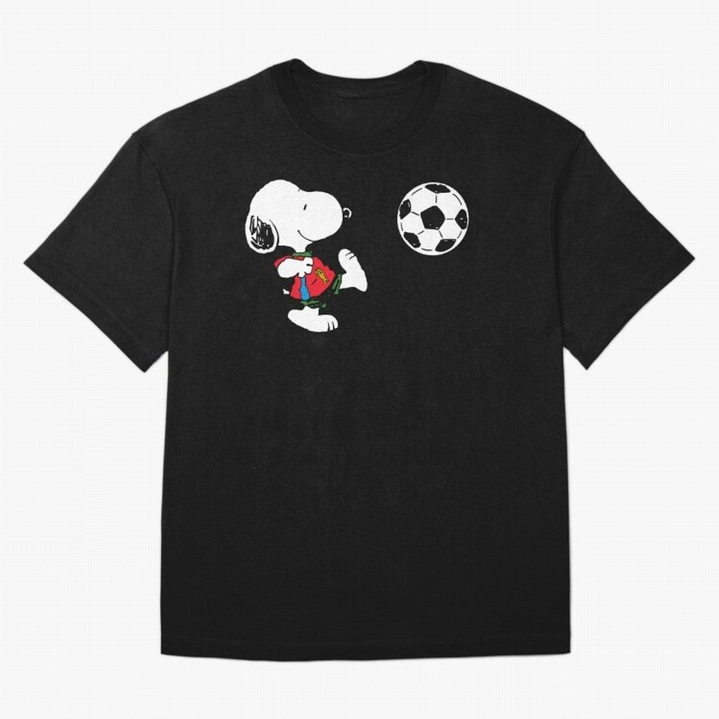 SNOOPY Football - FIFA World Cup 2026 Oversized T-Shirt Capture Stadium Memories from FIFA World Cup 2026 USA Canada Mexico Spirit, with Portugal, Spain and Germany, CR7 and Messi, Sports Nostalgia, International Competition, Famous Players and